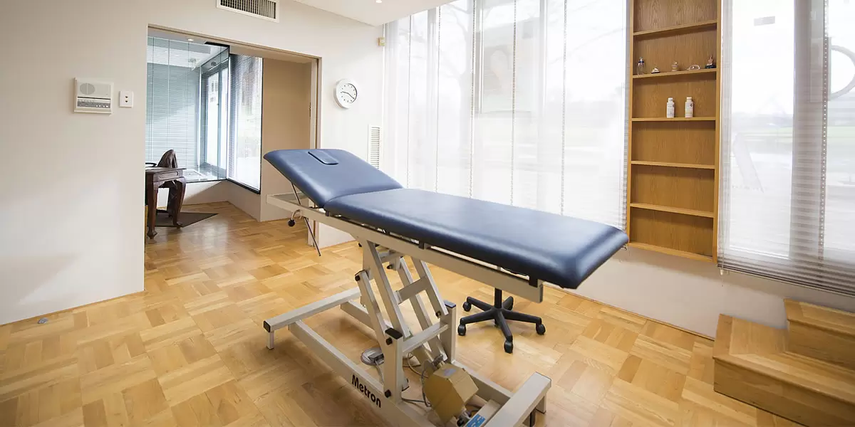 Dr Joni Feldman, Clinic of Cosmetic Medicine, South Yarra, VIC