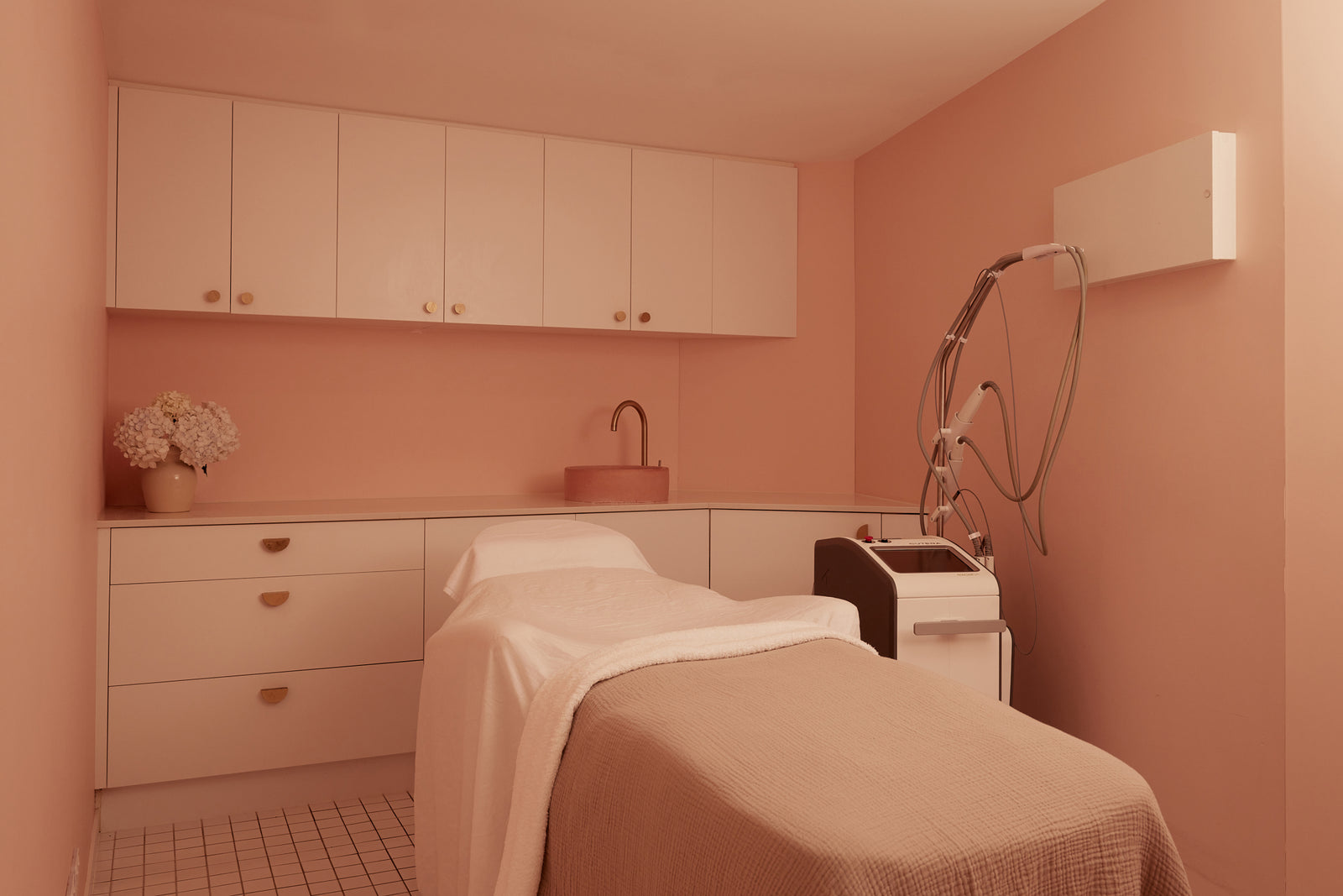 Skin Divinity Cosmetic Clinic, • Nobby Beach, Miami, QLD