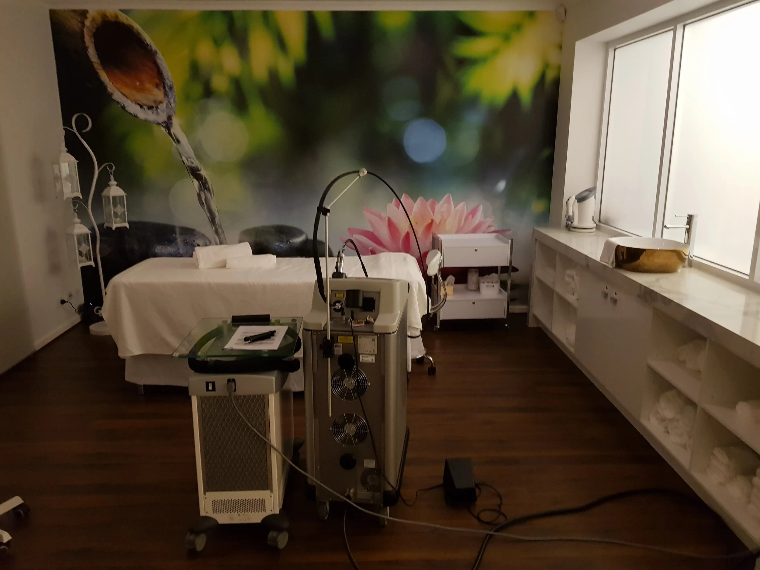 ageless skin & laser clinic, Maribyrnong, VIC