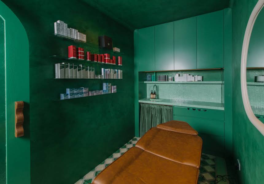 The Skin Bar, Double Bay, NSW