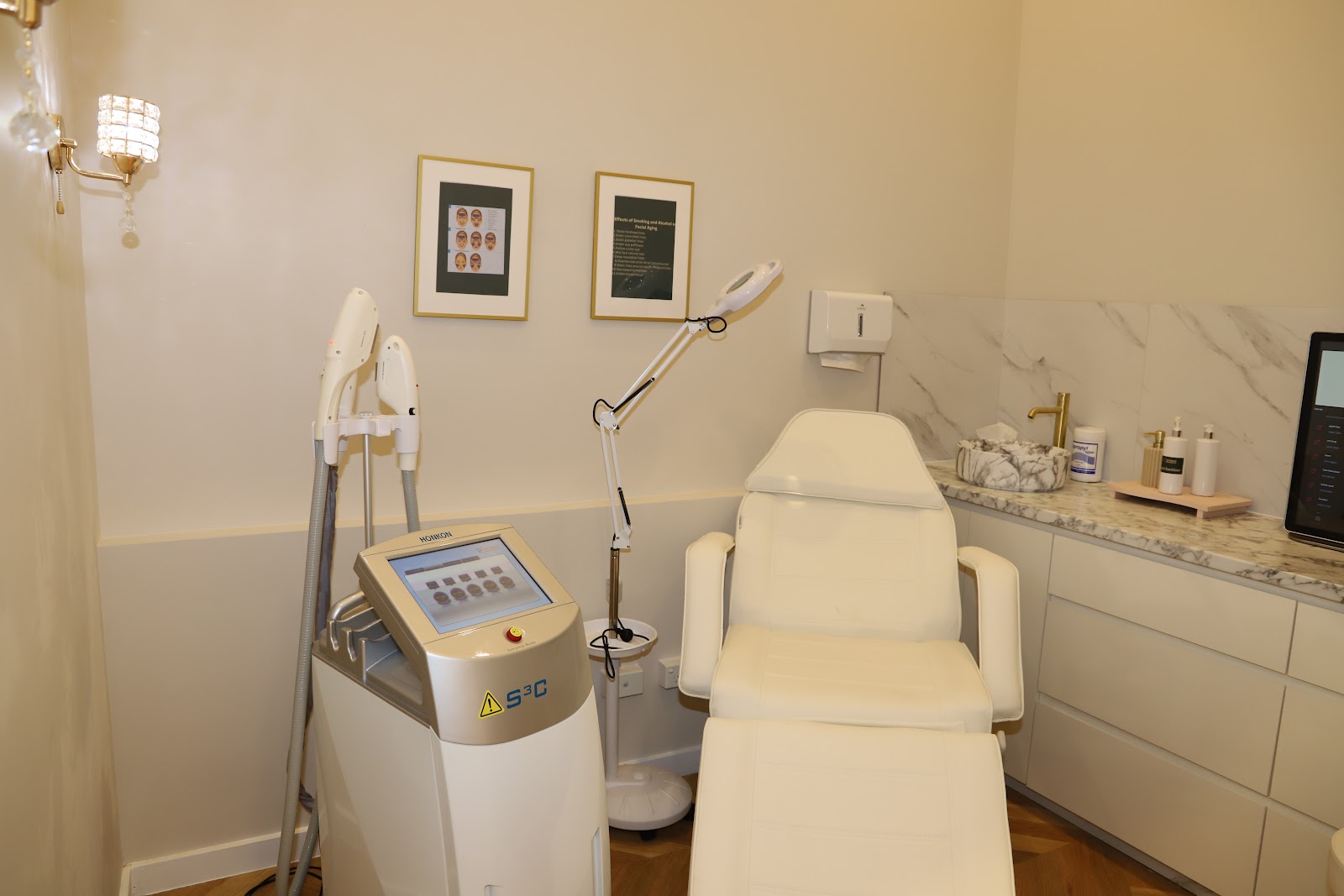 Cosmetic Doctors Skin and Hair Clinic, Mount Annan, NSW