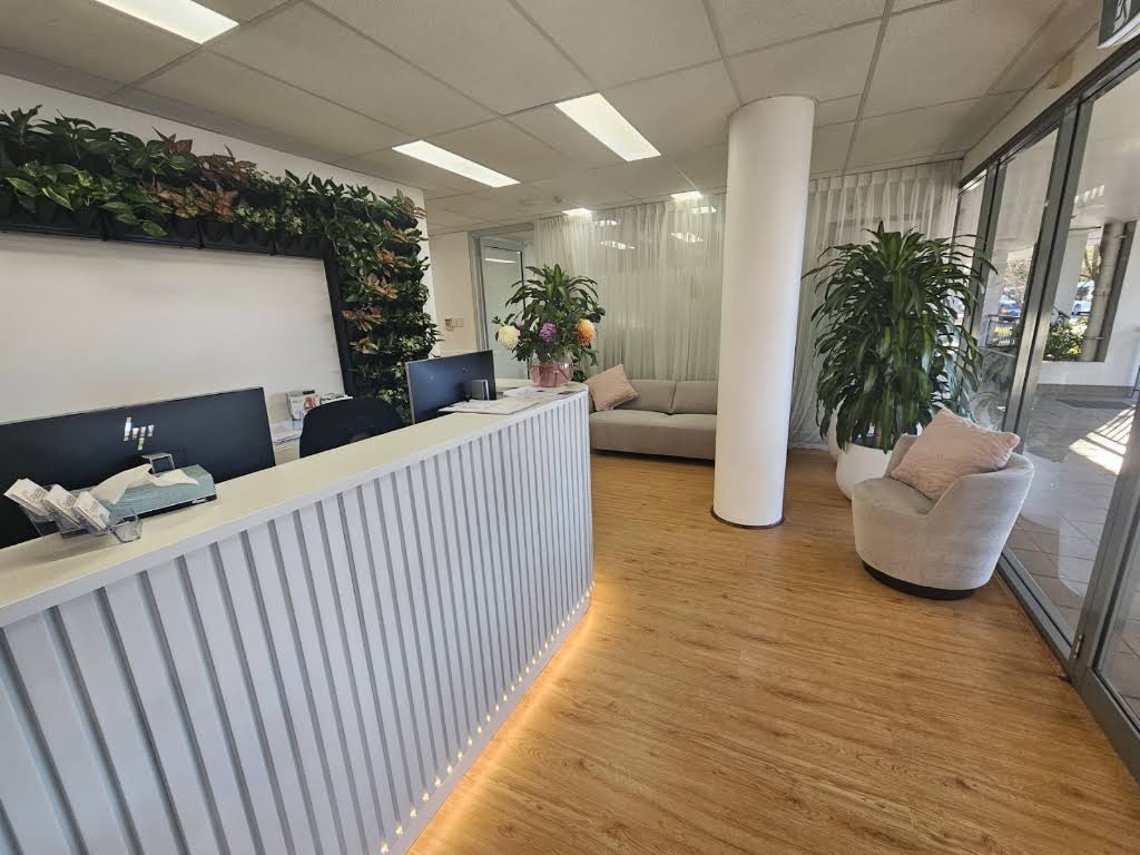 Dr Luci, Caringbah, NSW