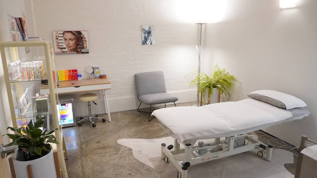 Luminous U by Dr Liu, Prahran, VIC