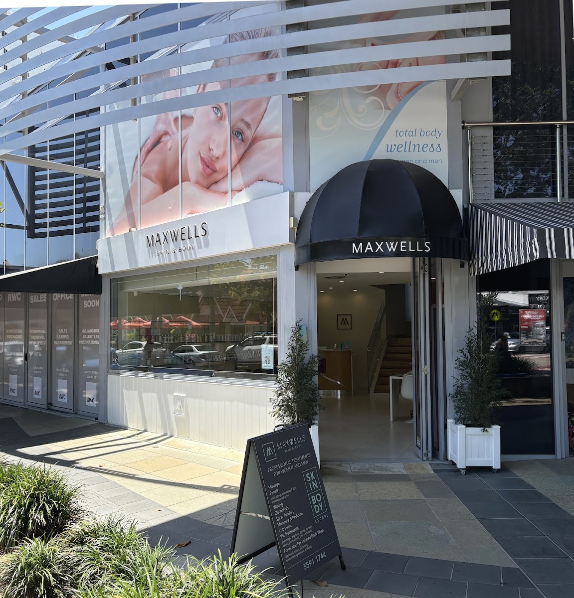 Maxwell's Skin & Body Clinic, Main Beach, QLD