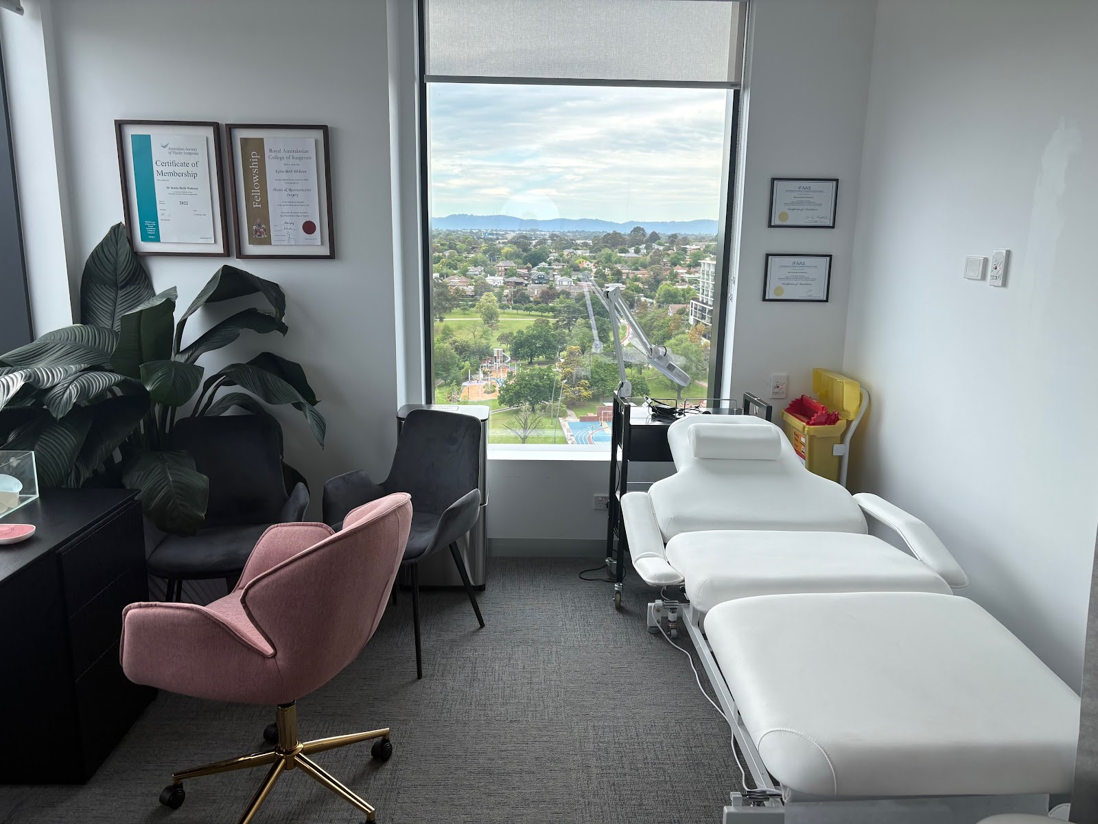 Dr Katie-Beth Webster, Box Hill, VIC